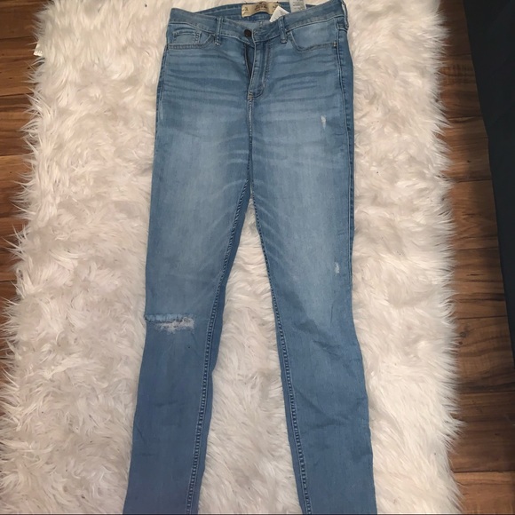 Hollister High Rise Super Skinny Jeans. size 3L - Picture 3 of 3